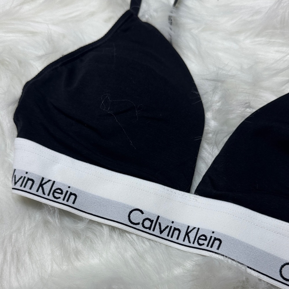 Calvin Klein Black and White Bralette - Picture 4 of 4